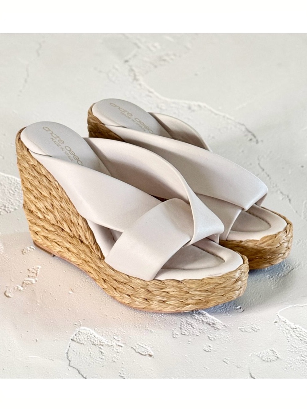 NWOB André Assous Opal Leather Wedge